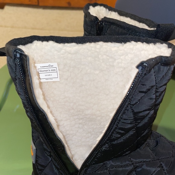 ThermalStep Heated Slippers - Picture 4 of 13